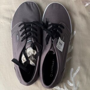 Airwalk Men's Black and Gray Sneakers